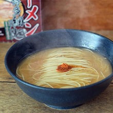 画像をギャラリービューアに読み込む, 一蘭ラーメン 豚骨 博多細麺 (ストレート) 一蘭特製赤い秘伝の粉付き 5食入